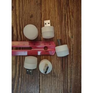 NEW - lot of 5 mini LED USB powered lights nightlights